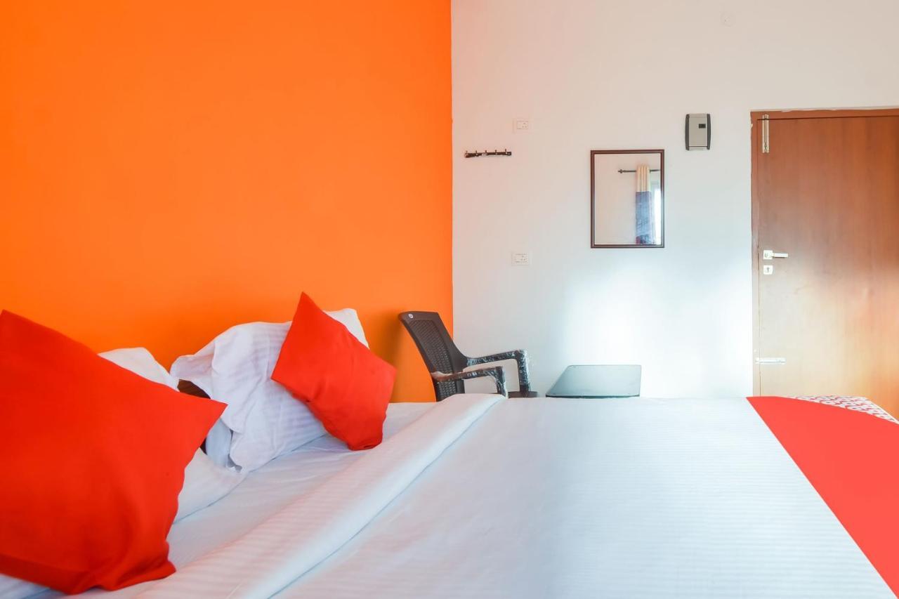 Flagship New Cresent Park Hotel Коимбаторе Екстериор снимка