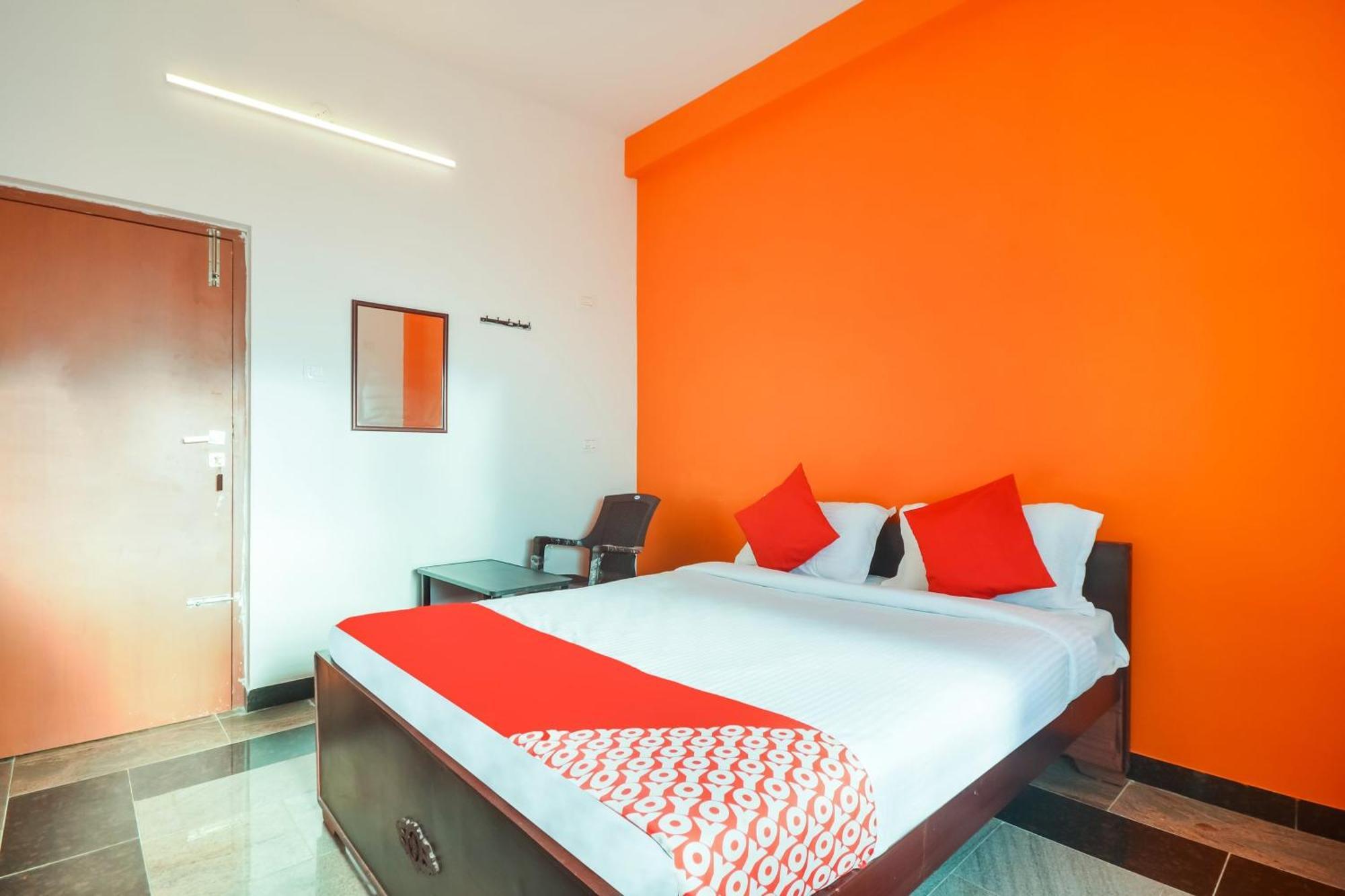 Flagship New Cresent Park Hotel Коимбаторе Екстериор снимка